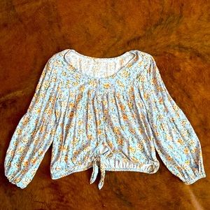 Cute light blue American Eagle floral top with tie